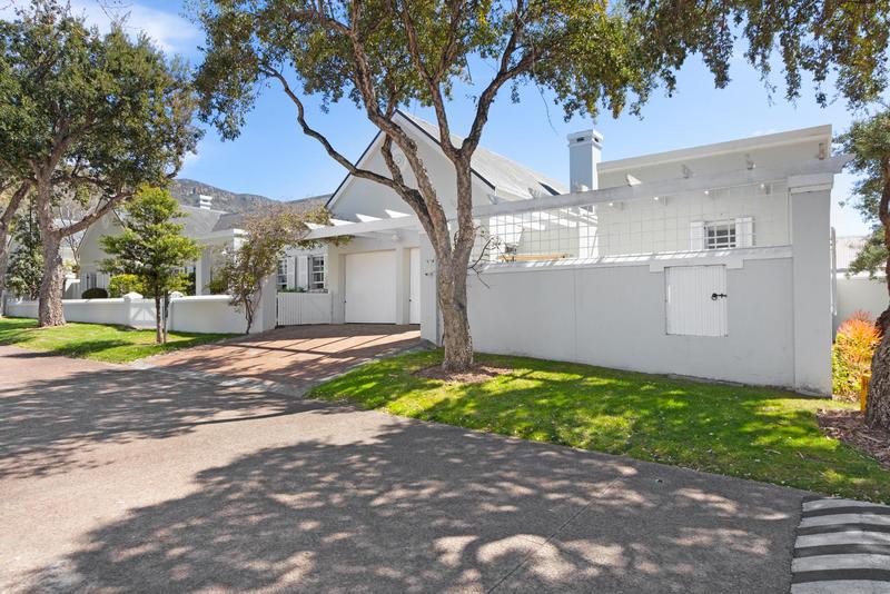 4 Bedroom Property for Sale in Steenberg Estate Western Cape